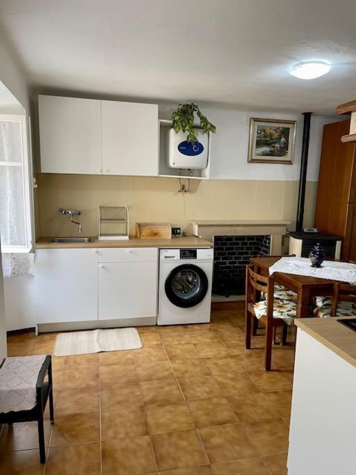 Casa Vacanze Da Meryon Albiano Magra ภายนอก รูปภาพ