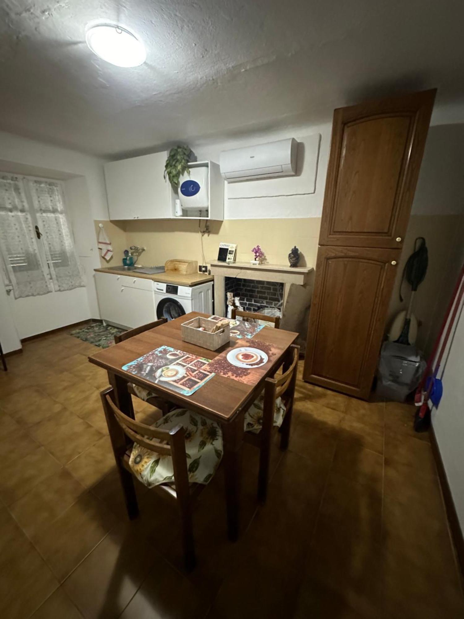 Casa Vacanze Da Meryon Albiano Magra ภายนอก รูปภาพ